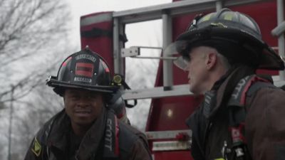 - All clear, Chief. - Chicago Fire