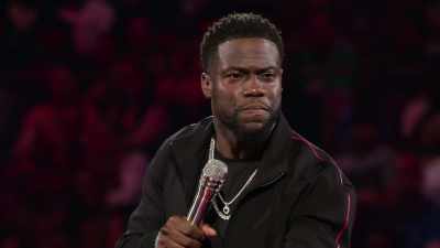 All you do is tap the middle section
and the stroller gone collapse." - Kevin Hart: Irresponsible
