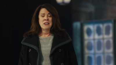 All it does is make me
realise that he is gone. - A Show-Stopping Christmas