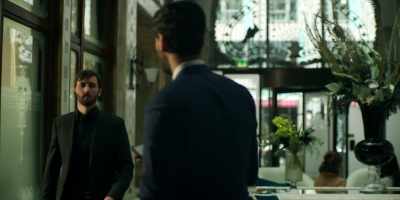 - All good?
- Oui, monsieur. - The Fear Index