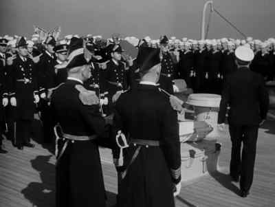 All hands up, sir. - Here Comes the Navy