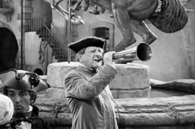 All hear ye! All hear ye! - Naughty Marietta