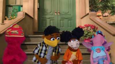All: ♪ Here's what we can do,
here's what we can do ♪ - The Power of We: A Sesame Street Special