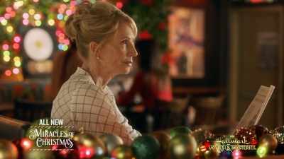 ♪ All that I can see - Our Christmas Love Song