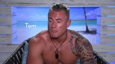 All I remember
is the elephant's
got a massive dick - Love Island