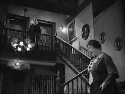 -All ight, Aunt Abby.
-I'll be ight up. - Arsenic and Old Lace