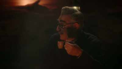 [all laugh] - The Reluctant Traveler with Eugene Levy