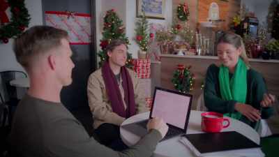 (all laughing) - Meet Me Under the Mistletoe