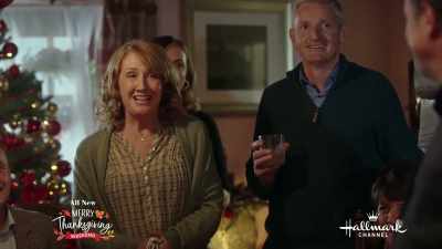 (all laughing) - Christmas at Castle Hart