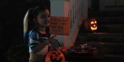 [all laughing] - Hubie Halloween