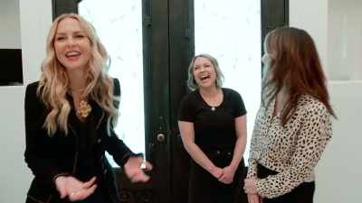 [all laughing] - Get Organized with The Home Edit