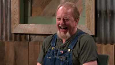 [all laughing] - Moonshiners: Master Distiller