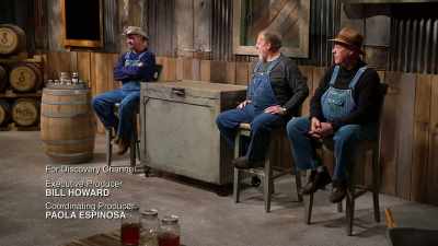 [all laughing] - Moonshiners: Master Distiller
