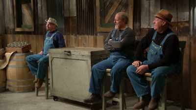 [all laughing] - Moonshiners: Master Distiller