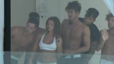 (ALL LAUGHING) - Love Island
