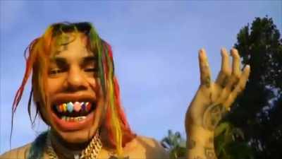 All that negativity.
[scoffs] - Supervillain: The Making of Tekashi 6ix9ine