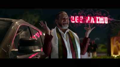 All of you considered me useless - Total Dhamaal