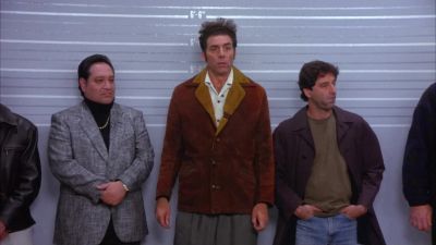 All of you, turn to the left. - Seinfeld