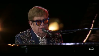 ♪ All my pictures seem to fade ♪ - Elton John Live: Farewell from Dodger Stadium