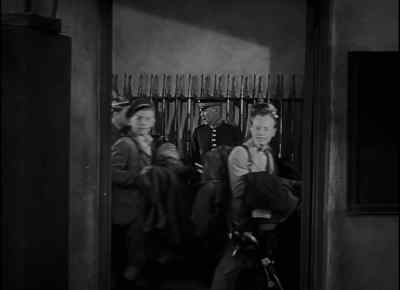 "ALL QUIET ON THE WESTERN FRONT" - All Quiet on the Western Front