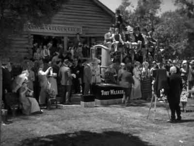 All ready, Joe? - Annie Oakley