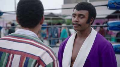 - All right, all right,
I might have hyped it up a bit, - Young Rock