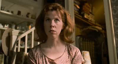 All right Beatrice There was no alienThe flash of light you saw in the sky was not a UFOSwamp gas from a weather balloon was trapped in a thermal pocketand refracted the light from VenusWait Wait a minuteYou just flash that thing it erases her memory and - Men in Black