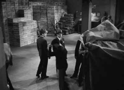 All right, boys. Come on.
Get moving, and fast. - The Roaring Twenties
