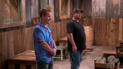 All right boys,
get your flavoring infused, - Moonshiners: Master Distiller