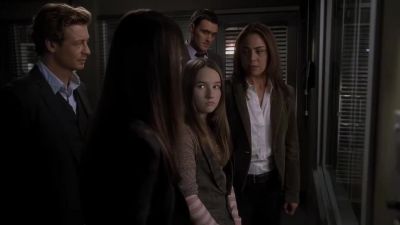 All right. Bring 'em in. - The Mentalist