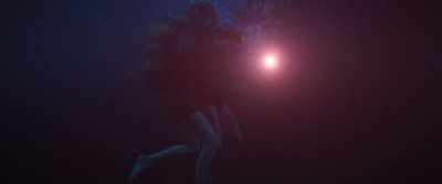 All right,
but you need to go very slowly. - 47 Meters Down