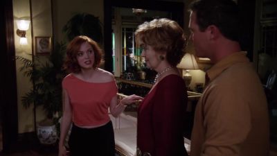 All right can someone please tell me how I got in a coffin - Charmed