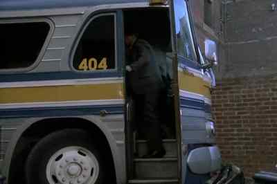 All right, check all the loading
docks, all you guys, hurry up! - The Streets of San Francisco