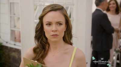 All right, everybody.
Looking great. - The Last Bridesmaid