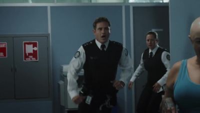 All right,
everybody settle down! - Wentworth