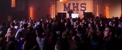 All right. Everyone, everyone,
everyone calm down. Okay? - Goosebumps