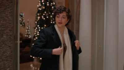 All right, everyone,
I'm sorry to run, - The 5-Year Christmas Party