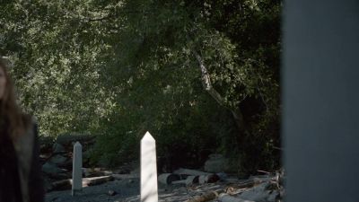 All right, everyone.
Let's go. - The 100