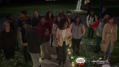 All right everyone, - Christmas in Harmony