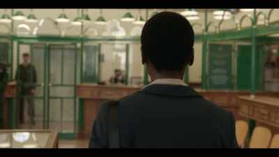 - All right everyone, she's in the lobby. - Treadstone