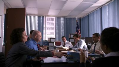 All right, everyone,
take five. - White Collar