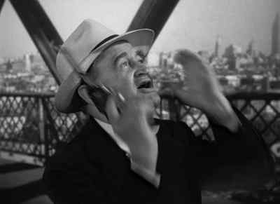 All right, Garzah, we give you 100% in acrobatics! - The Naked City