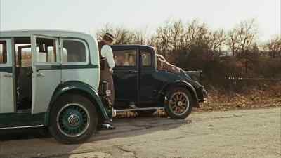 All right, get on out of there.
Come on. - Bonnie and Clyde