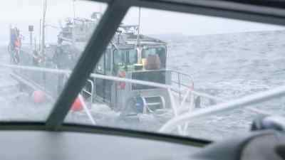 All right, guys...
We're gonna throw you this. - Bering Sea Gold