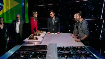 All right, and here we have
Rafa and Esdras. - The Final Table