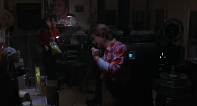 All right hey get your guy here in an hour - Night of the Comet