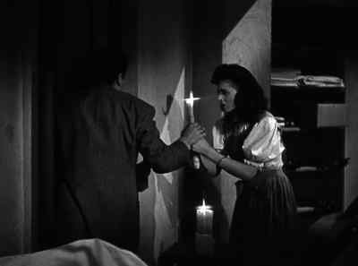 All right, hold the door. - The Boogie Man Will Get You