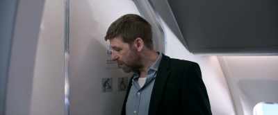- All right, how long until the switch?
- A minute, 30 seconds. - Lift