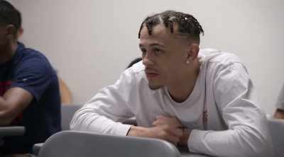All right? If... if somethin' goes
the opposite direction, - Last Chance U: Basketball