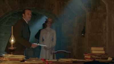 All right,
I'll call down to the kitchen. - Grand Hotel